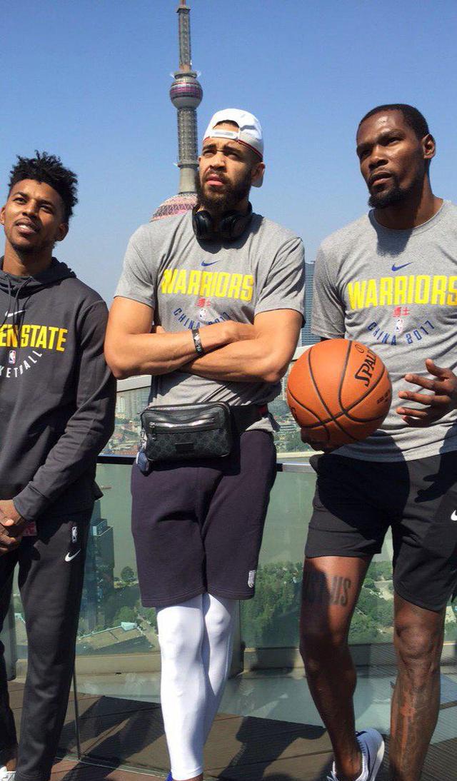 小法：根据我们的分析，国米各方面都是意甲最强的球队（小法：分析显示，国米在意甲各方面全面领跑）